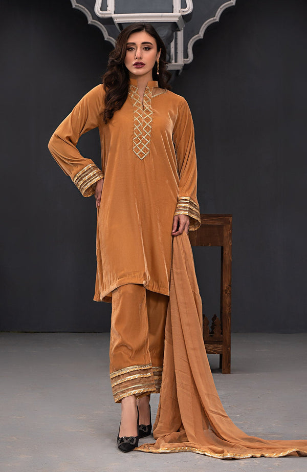 A-Meenah Dastaan-E-Ameenah | Saffron - Ready To Wear